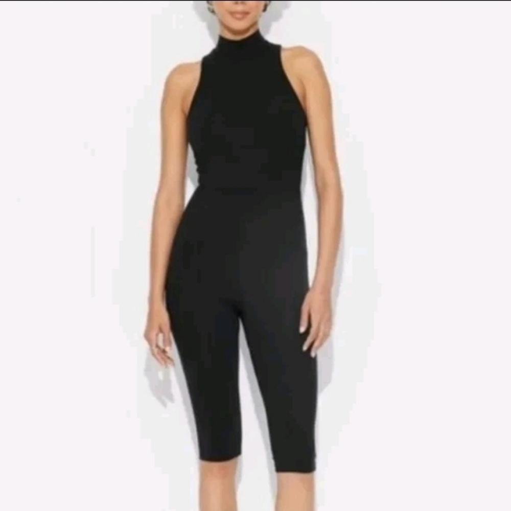 Wild Fable Butter Bliss Black High-Neck Capri Jumpsuit